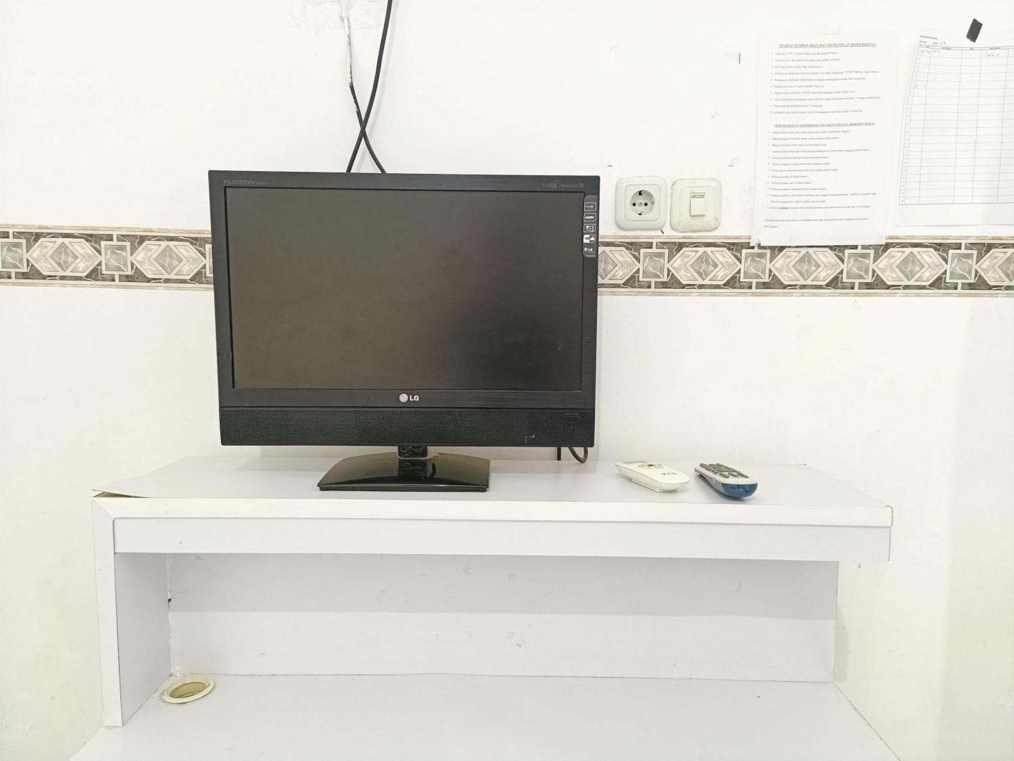 Bumi Merpati Residence Makassar Mitra Reddoorz Buitenkant foto